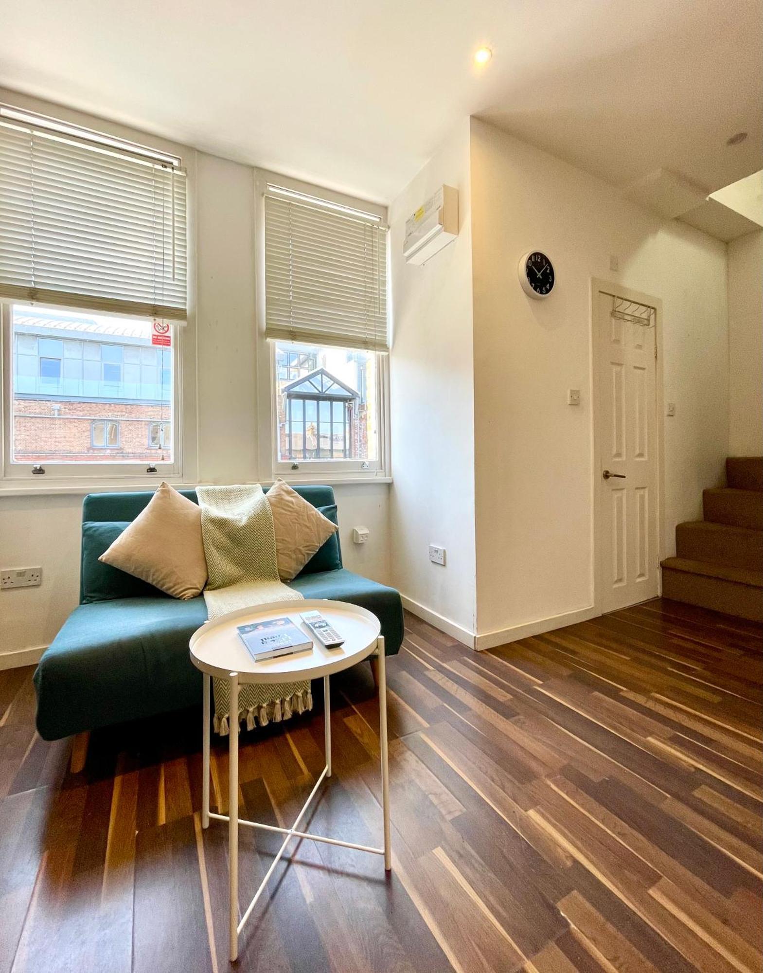 A Fantastic One Double Bedroom Flat Londra Dış mekan fotoğraf
